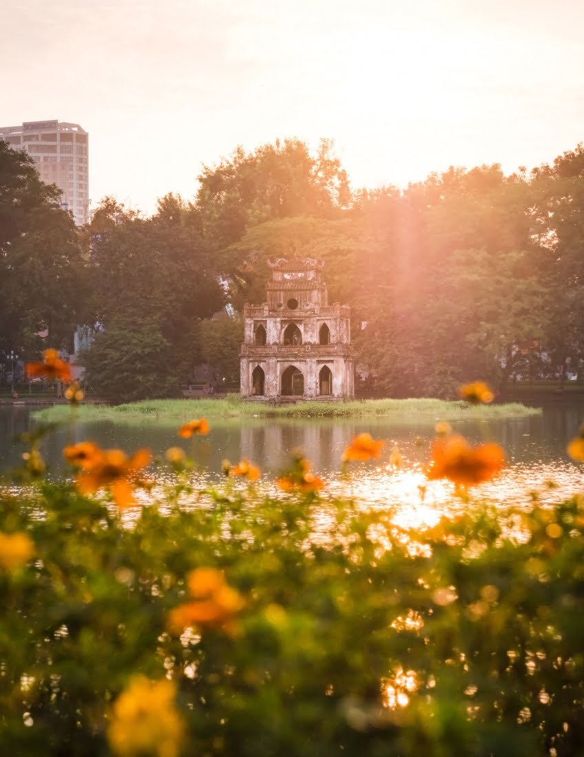 Hoan Kiem Lake